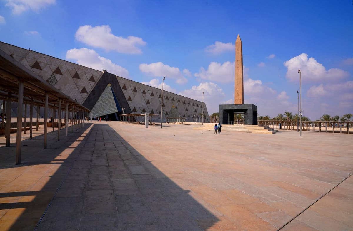 Grand Egyptian Museum and Giza Pyramids Private Tour